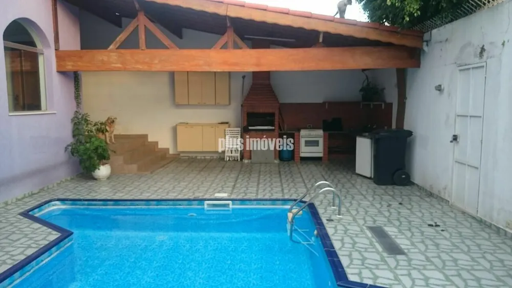 Casa, 3 quartos, 300 m² - Foto 2