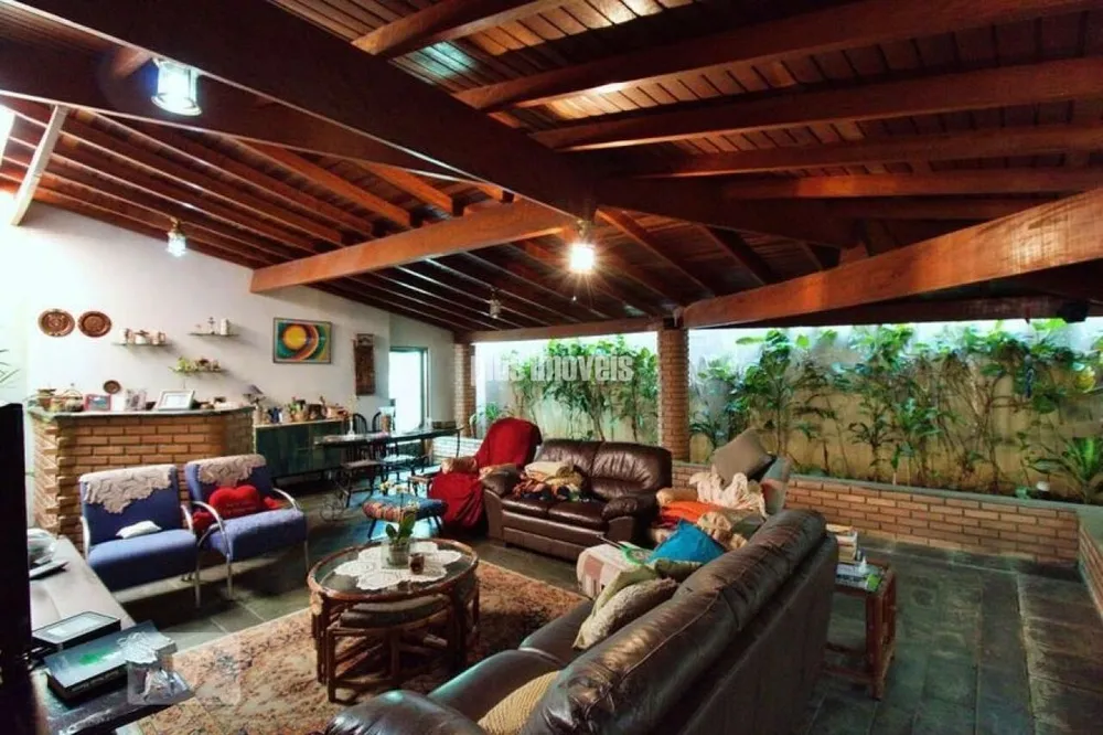 Casa, 5 quartos, 600 m² - Foto 2