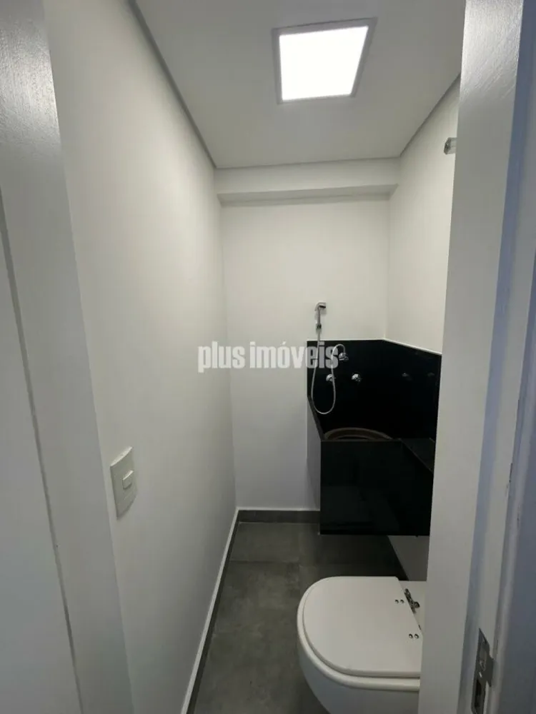 Apartamento, 3 quartos, 240 m² - Foto 1