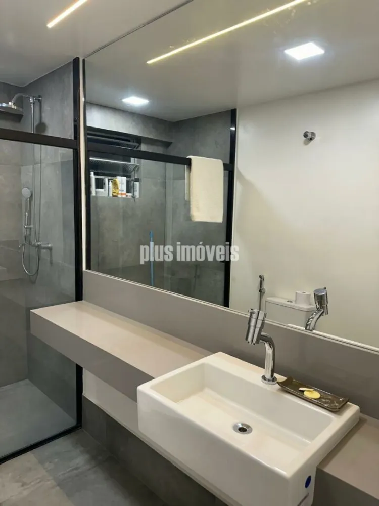 Apartamento, 3 quartos, 240 m² - Foto 2