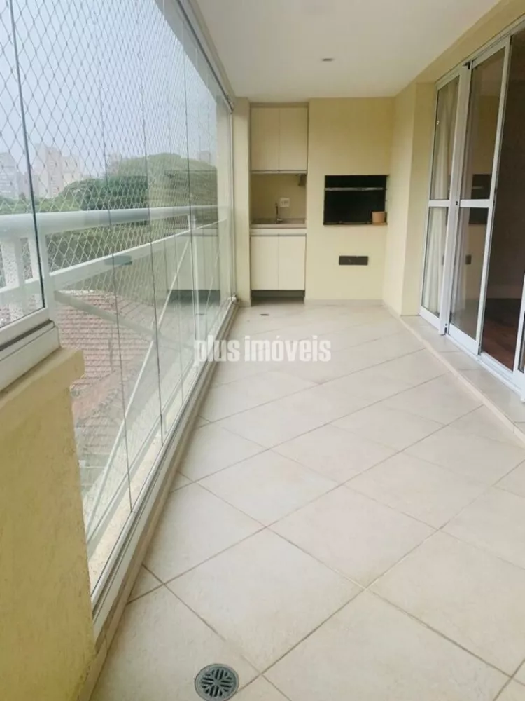 Apartamento à venda com 4 quartos, 234m² - Foto 1