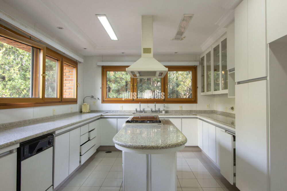 Casa de Condomínio à venda com 4 quartos, 711m² - Foto 10