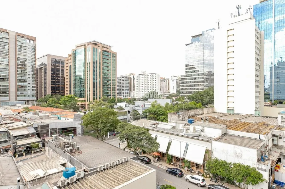 Apartamento, 3 quartos, 225 m² - Foto 1