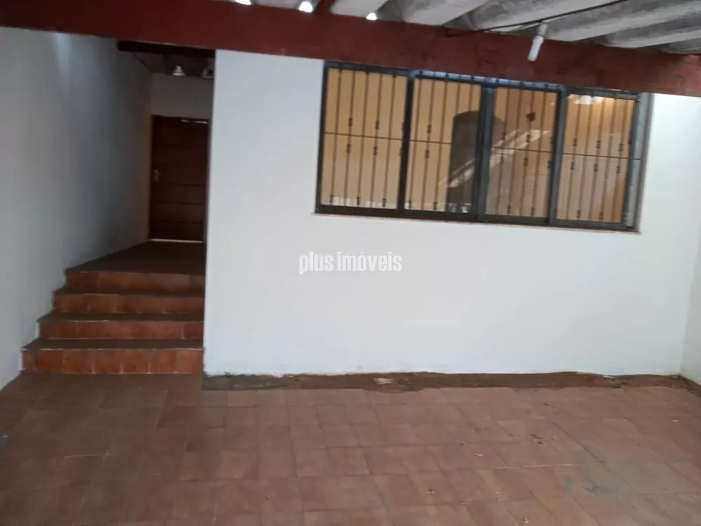 Casa à venda com 3 quartos, 180m² - Foto 2