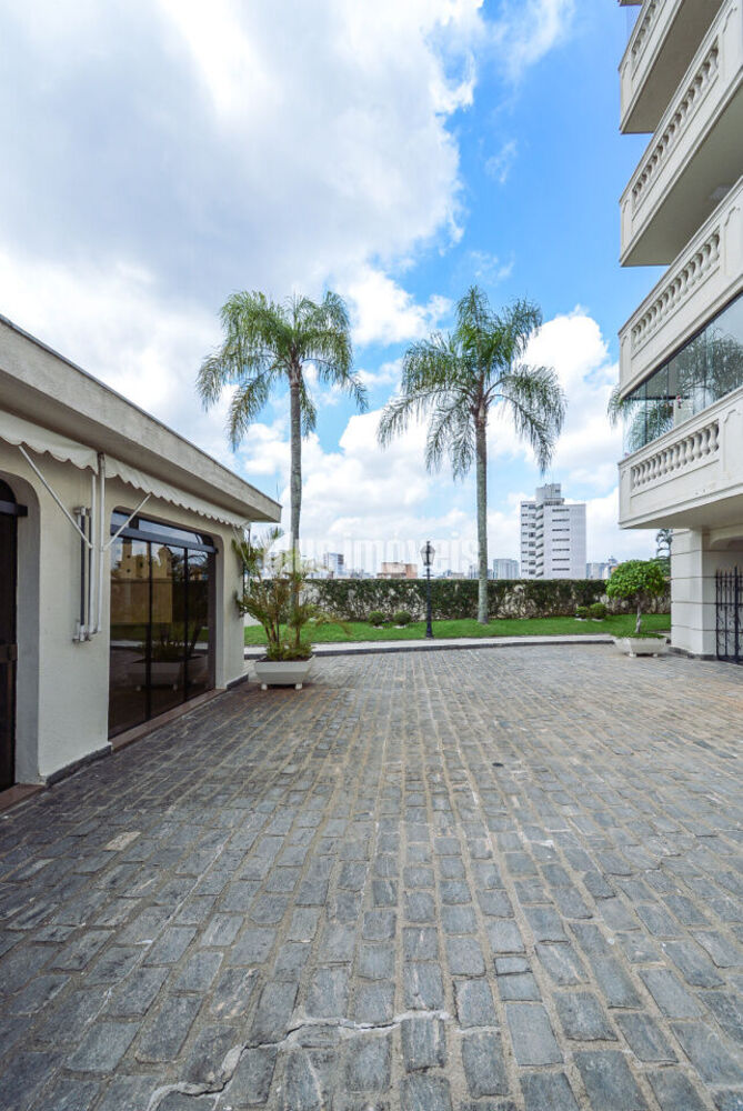 Apartamento à venda e aluguel com 3 quartos, 192m² - Foto 32
