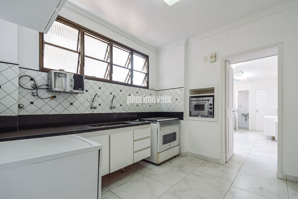 Apartamento à venda e aluguel com 3 quartos, 192m² - Foto 23