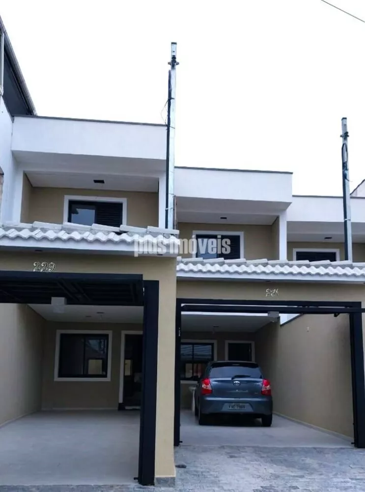 Casa à venda com 3 quartos, 85m² - Foto 1