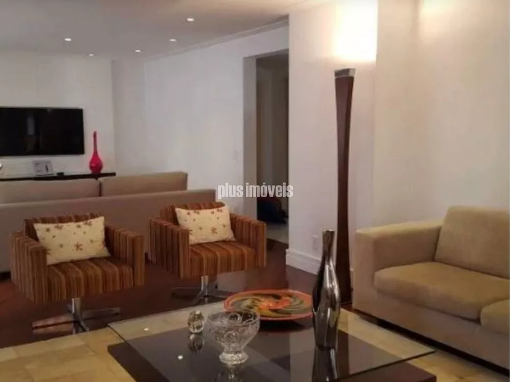 Apartamento à venda com 3 quartos, 272m² - Foto 4