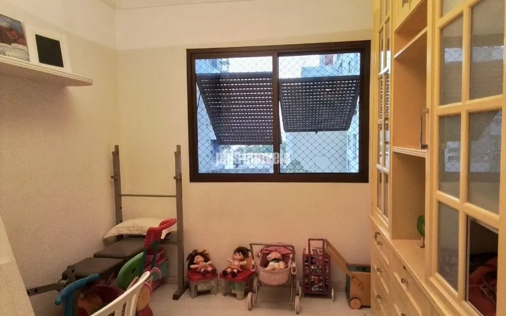 Apartamento, 3 quartos, 160 m² - Foto 2