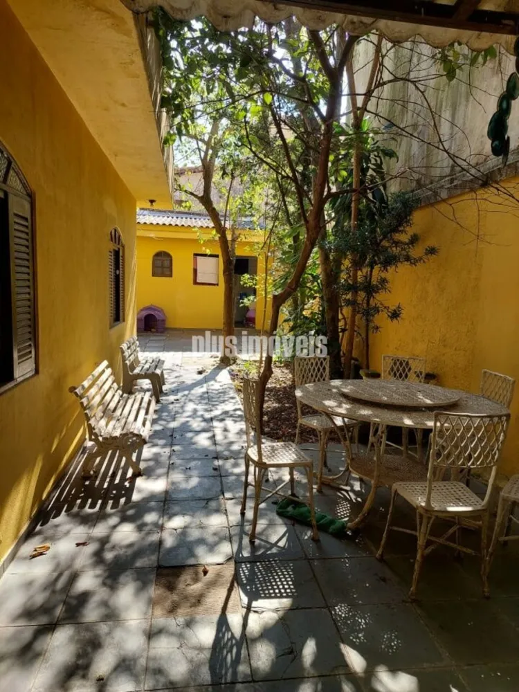 Casa, 3 quartos, 298 m² - Foto 1