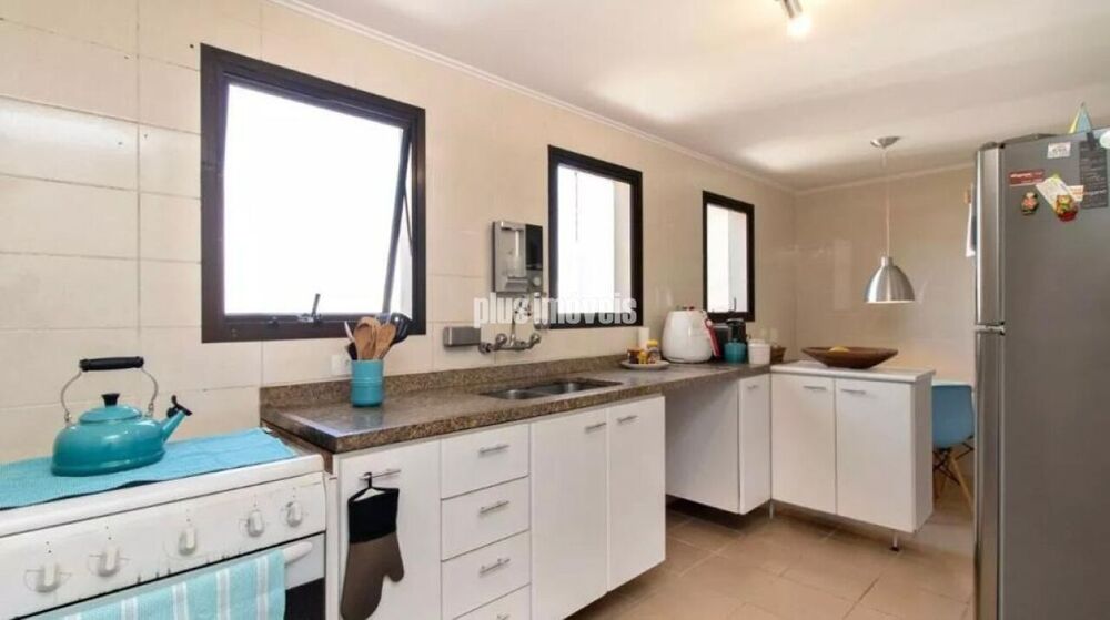 Apartamento, 3 quartos, 176 m² - Foto 2