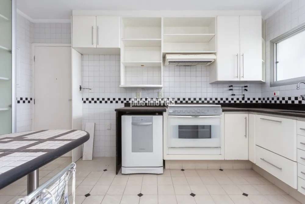 Apartamento, 3 quartos, 249 m² - Foto 2