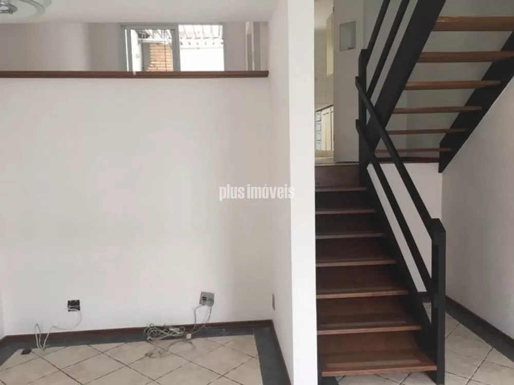 Casa de Condomínio à venda com 3 quartos, 205m² - Foto 4