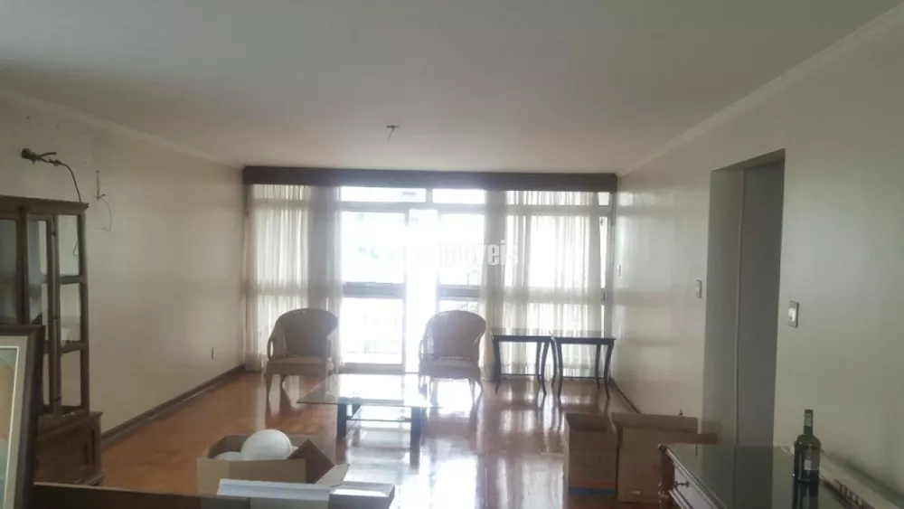 Apartamento à venda com 3 quartos, 230m² - Foto 3