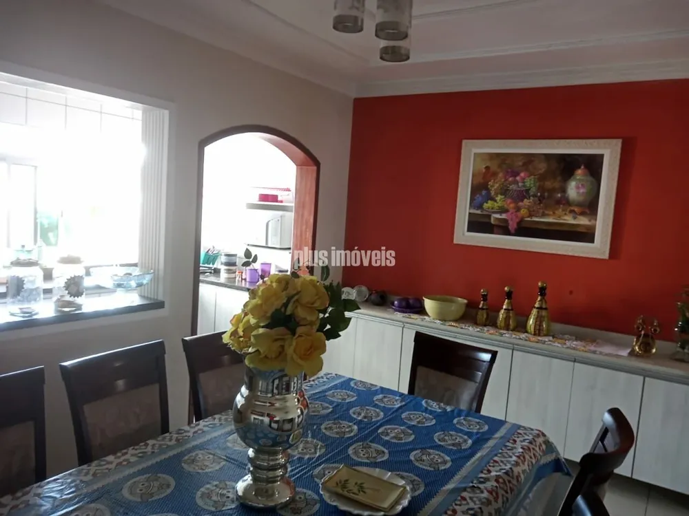 Casa, 3 quartos, 250 m² - Foto 3