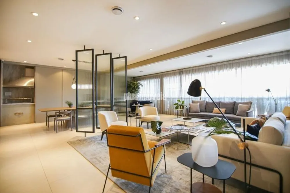 Apartamento, 3 quartos, 211 m² - Foto 2