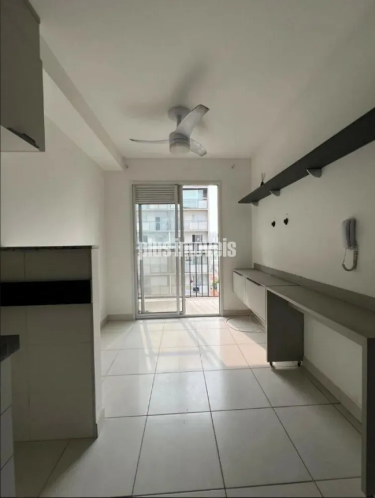 Apartamento, 1 quarto, 32 m² - Foto 2
