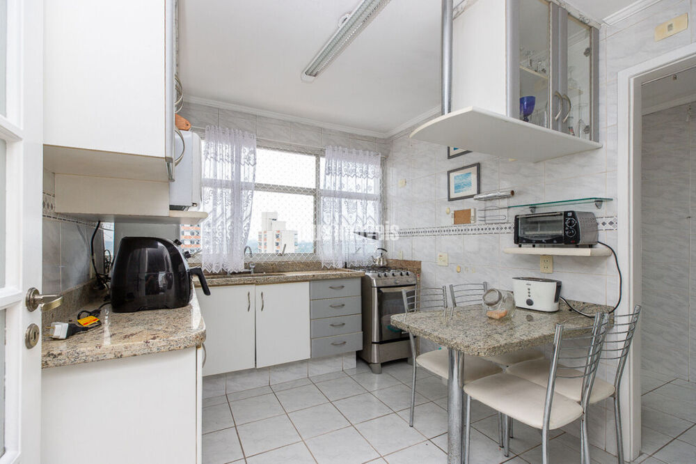 Apartamento à venda com 3 quartos, 140m² - Foto 15
