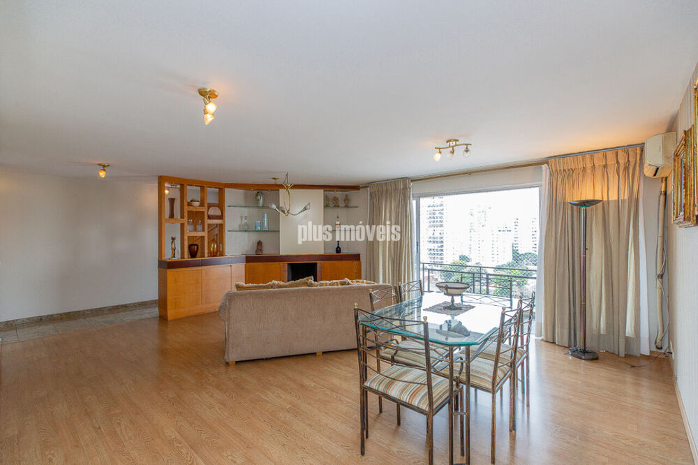 Apartamento à venda com 3 quartos, 140m² - Foto 8