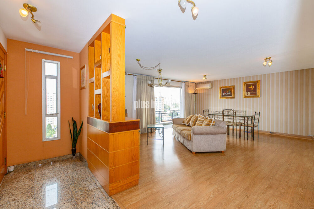Apartamento à venda com 3 quartos, 140m² - Foto 3