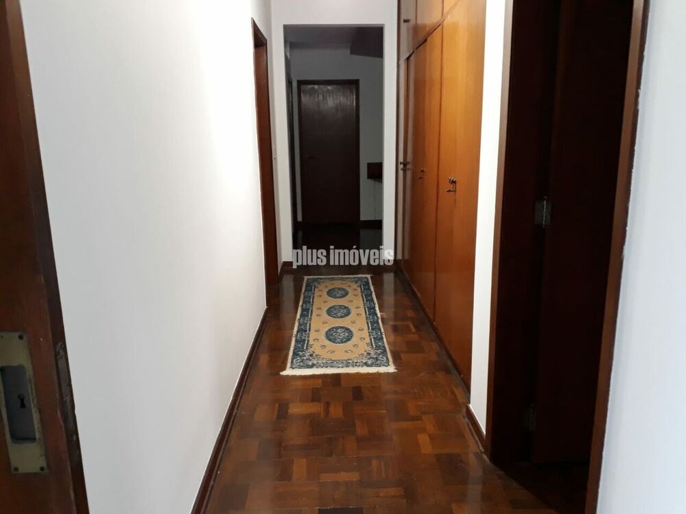 Casa à venda com 5 quartos, 495m² - Foto 2