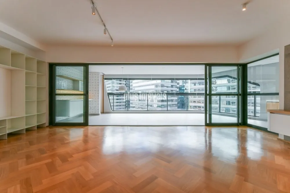 Apartamento, 3 quartos, 196 m² - Foto 1
