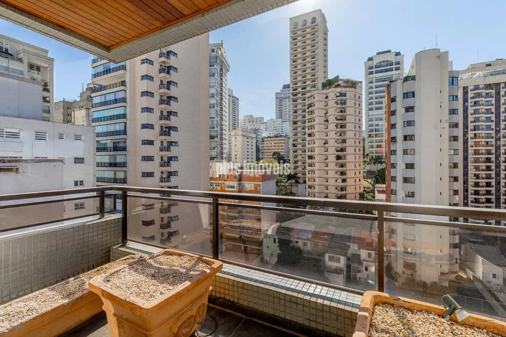 Apartamento, 3 quartos, 412 m² - Foto 1