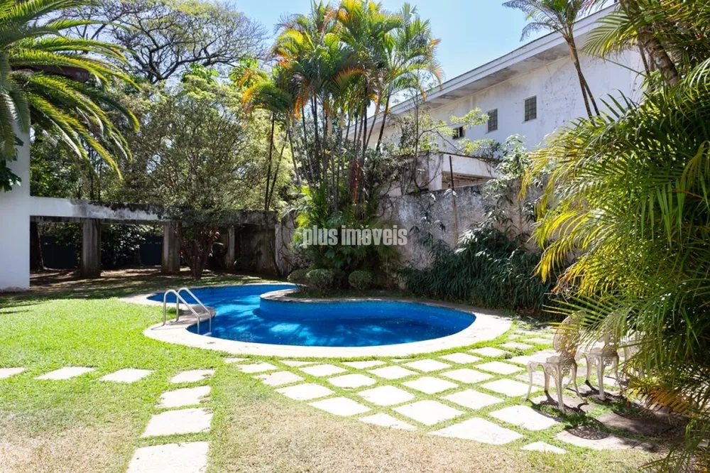 Casa, 5 quartos, 865 m² - Foto 1