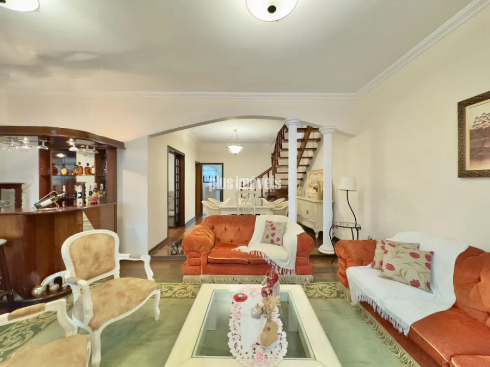 Casa, 3 quartos, 300 m² - Foto 1