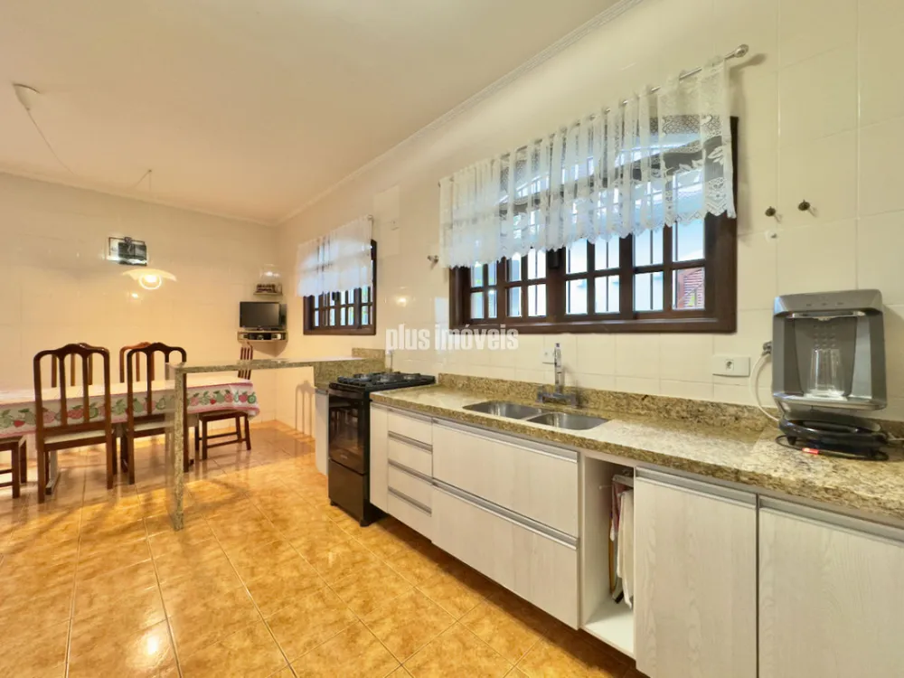 Casa, 3 quartos, 300 m² - Foto 3