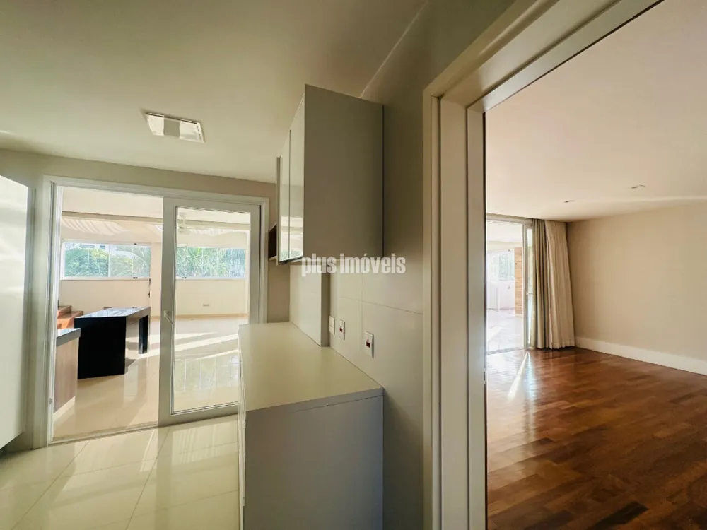 Apartamento, 3 quartos, 270 m² - Foto 1
