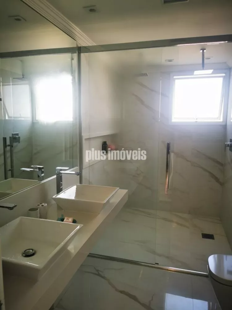 Apartamento à venda com 3 quartos, 223m² - Foto 3