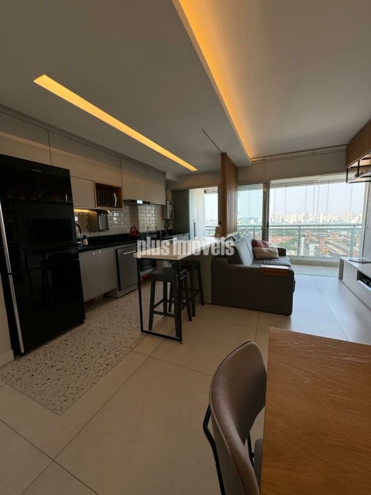 Apartamento à venda com 2 quartos, 70m² - Foto 3