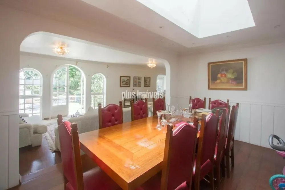 Casa, 4 quartos, 700 m² - Foto 1
