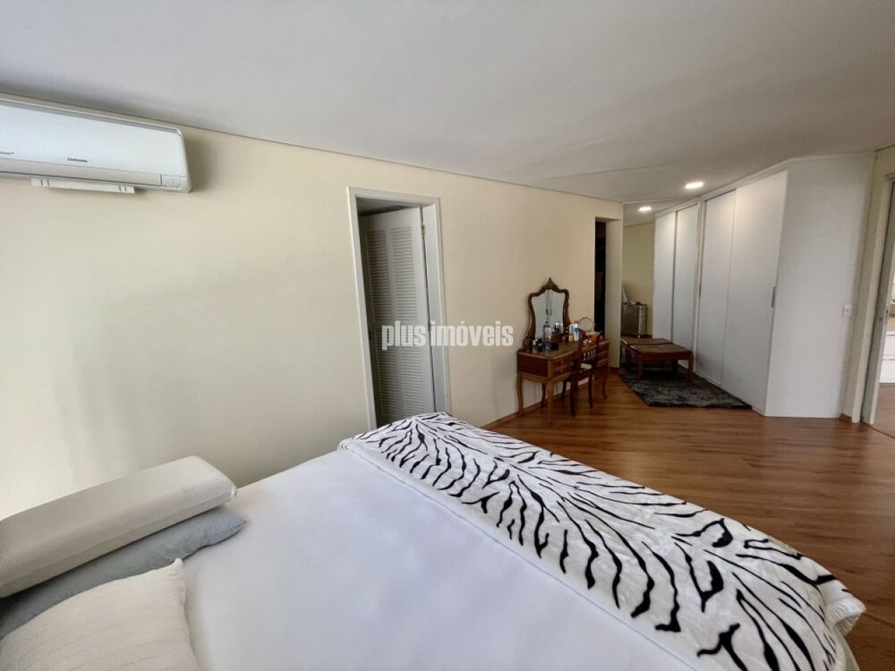 Apartamento, 3 quartos, 220 m² - Foto 2