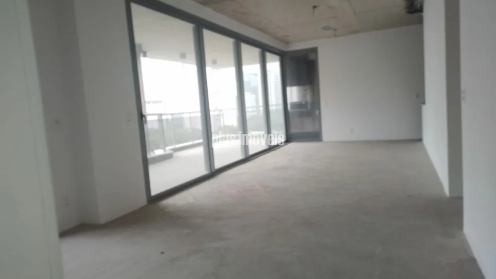 Apartamento, 3 quartos, 168 m² - Foto 1