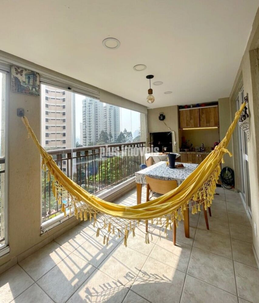 Apartamento à venda com 3 quartos, 131m² - Foto 1