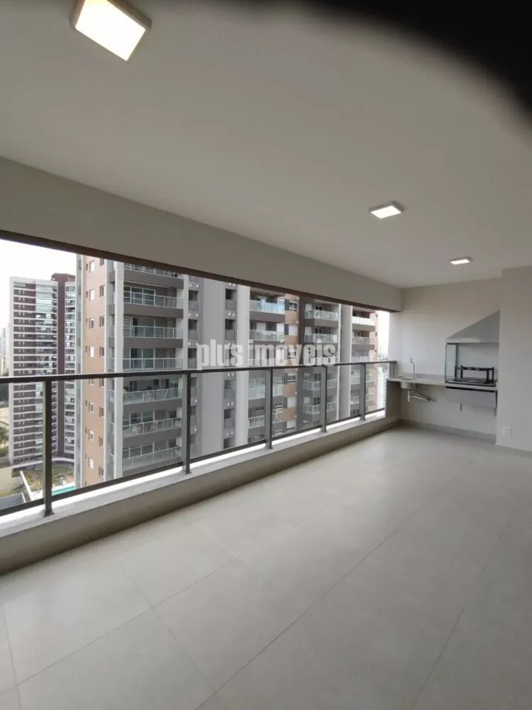 Apartamento à venda com 3 quartos, 125m² - Foto 1