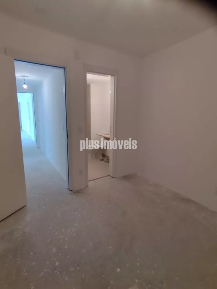 Apartamento à venda com 3 quartos, 125m² - Foto 4