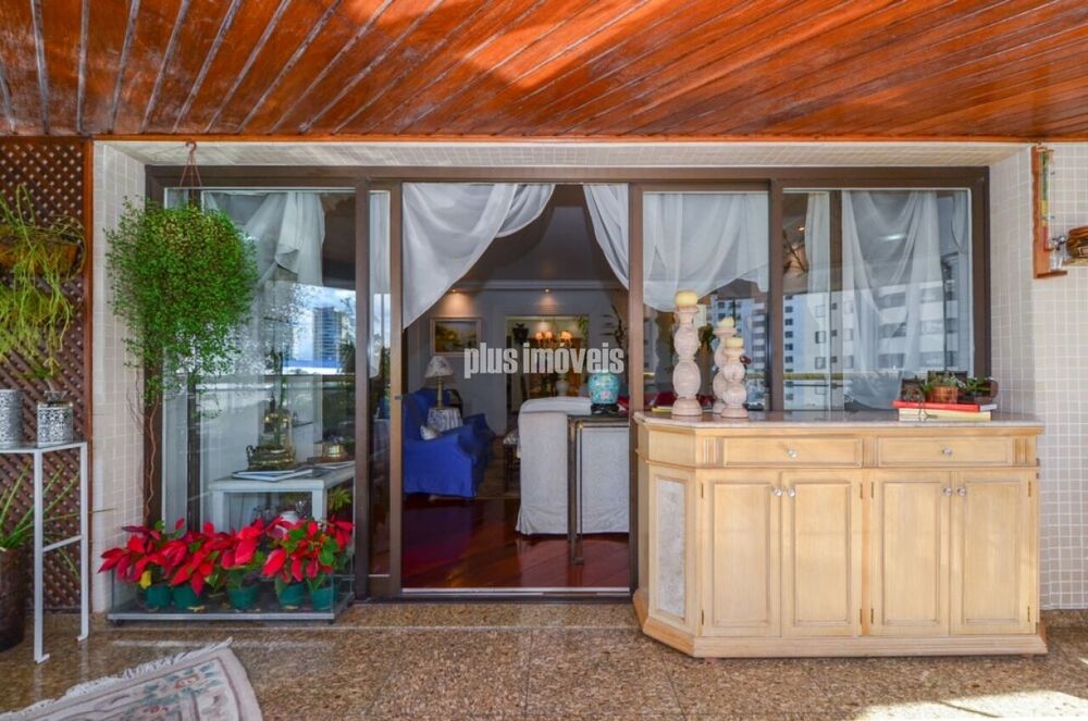 Apartamento, 4 quartos, 250 m² - Foto 1