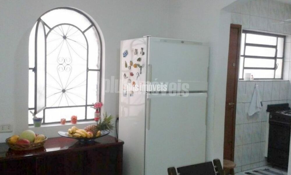 Casa à venda com 2 quartos, 146m² - Foto 3
