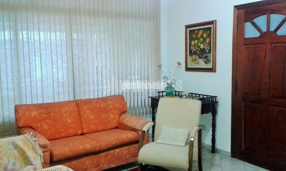 Casa à venda com 2 quartos, 146m² - Foto 1