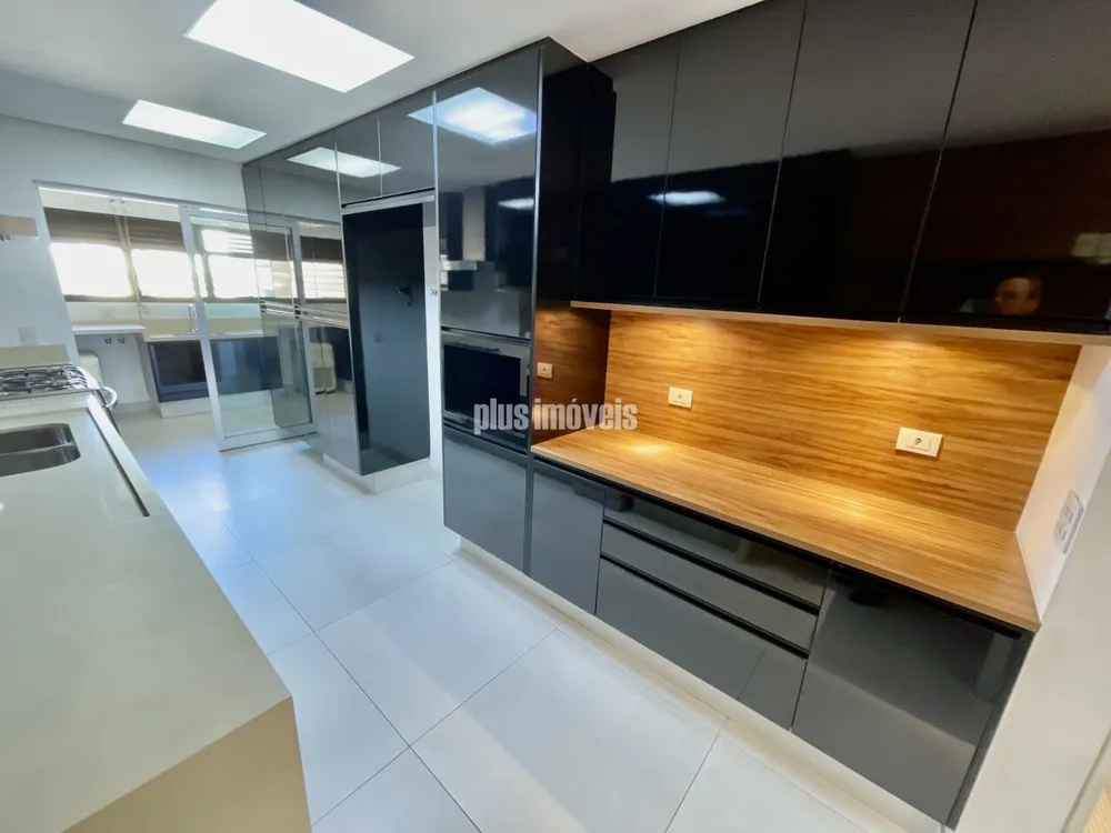 Apartamento, 3 quartos, 275 m² - Foto 1