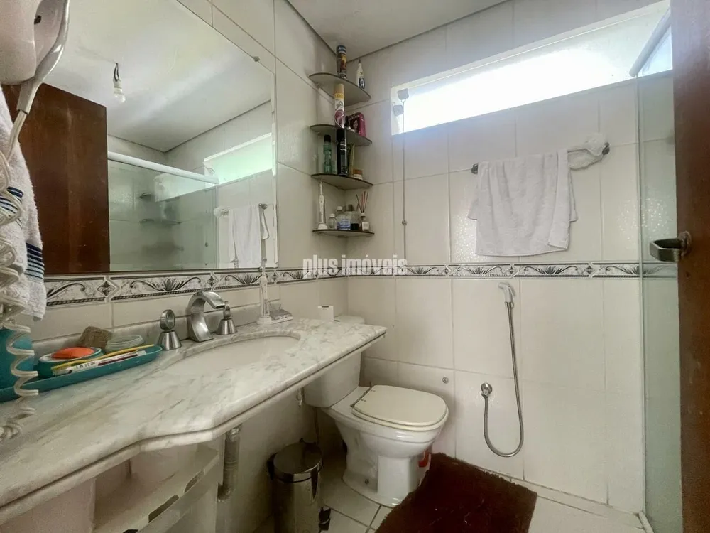 Casa, 3 quartos, 240 m² - Foto 1