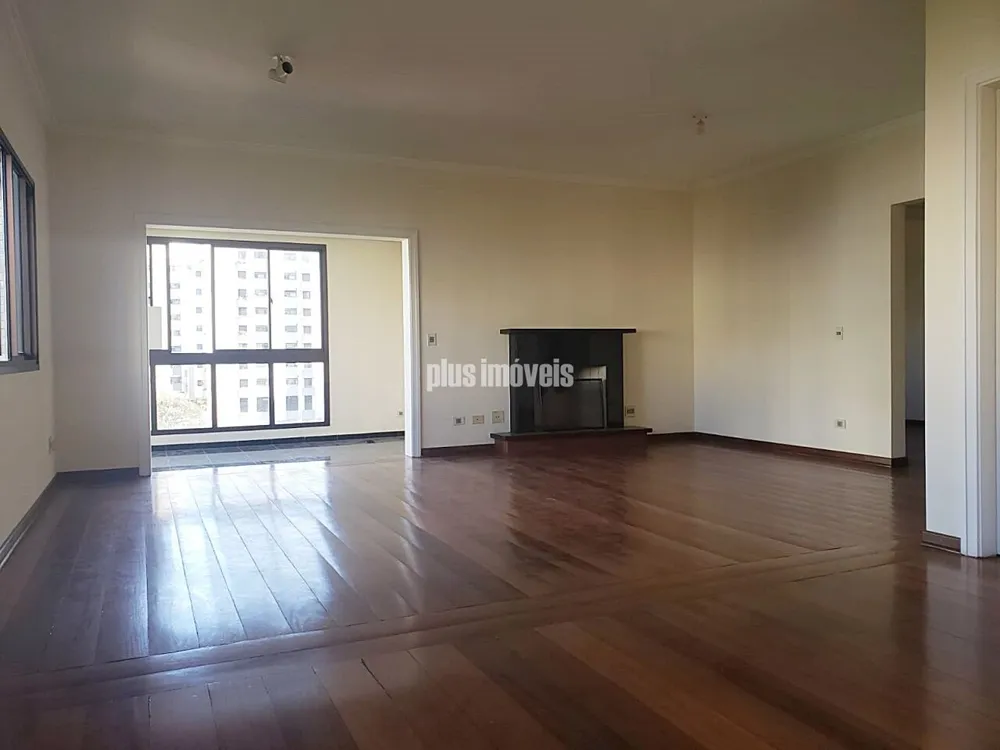 Apartamento, 3 quartos, 213 m² - Foto 1
