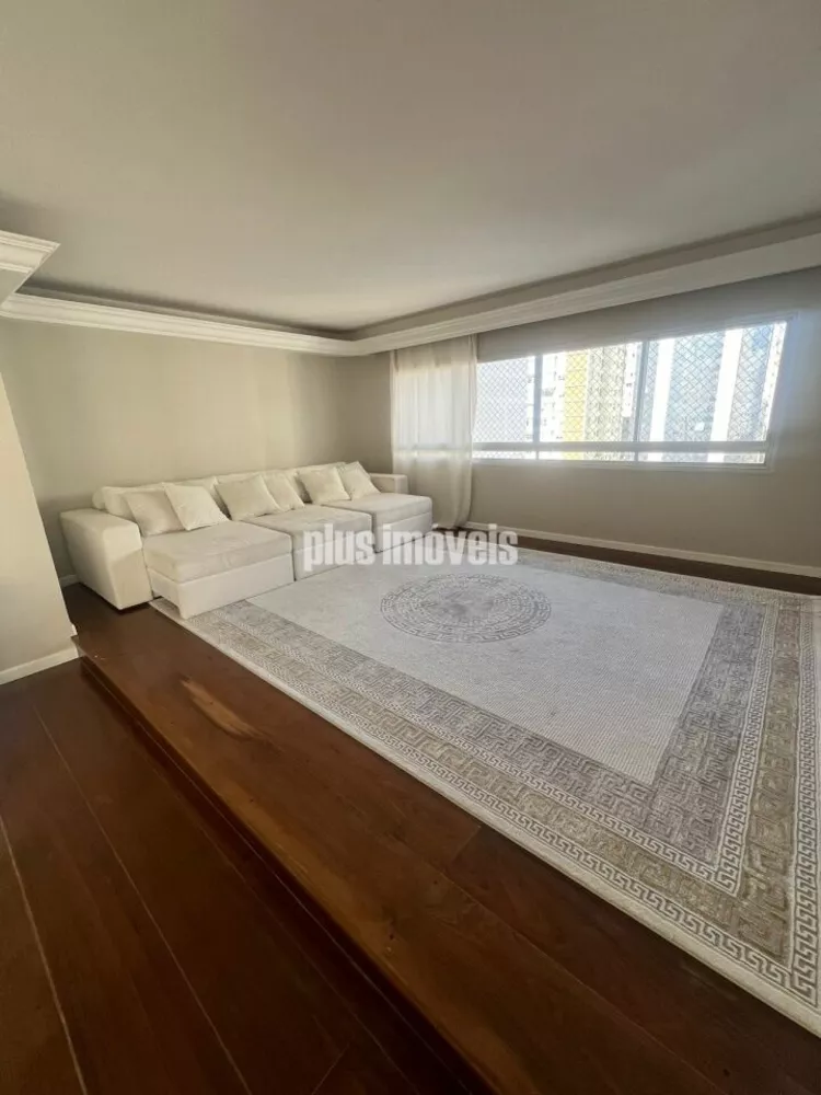 Apartamento à venda com 4 quartos, 200m² - Foto 5