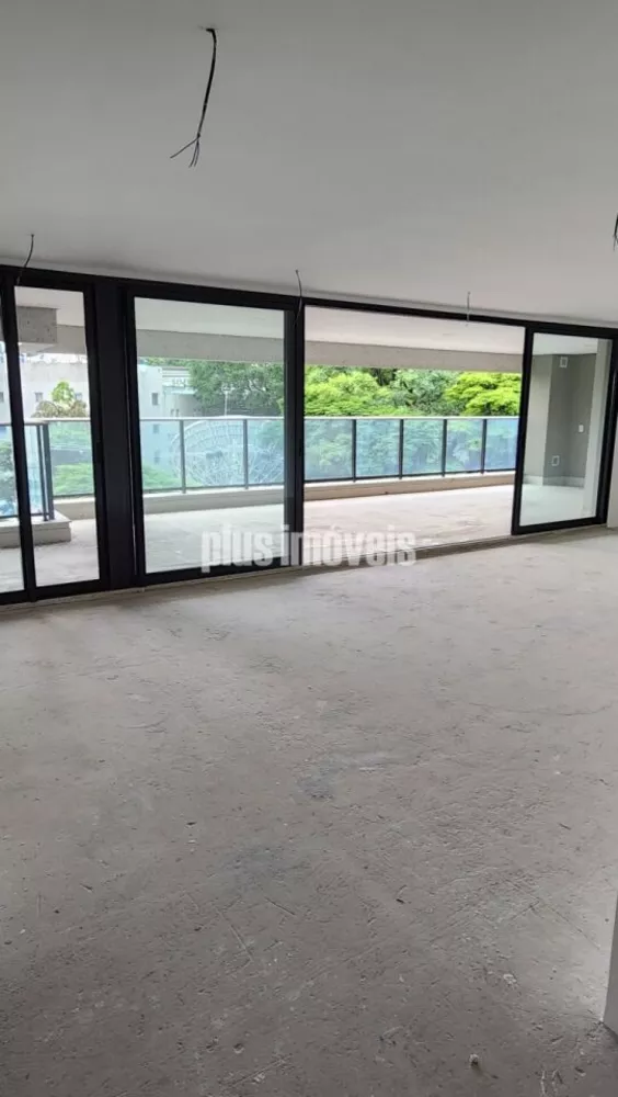 Apartamento, 3 quartos, 230 m² - Foto 1