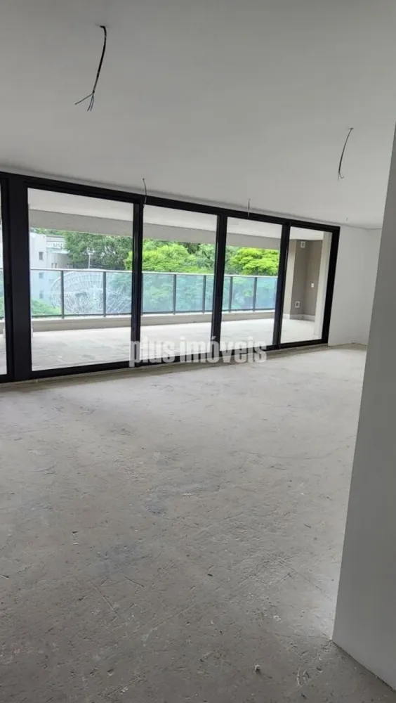 Apartamento, 3 quartos, 230 m² - Foto 1
