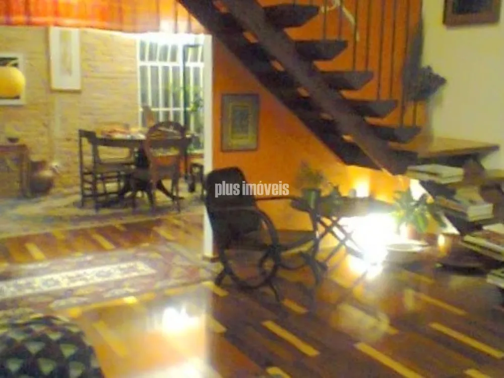 Casa, 3 quartos, 240 m² - Foto 2