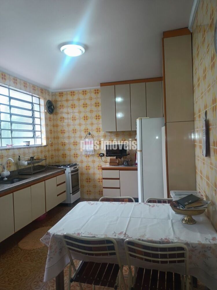 Casa, 4 quartos, 209 m² - Foto 1